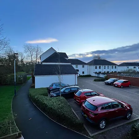 بيت للعطل Joy & House