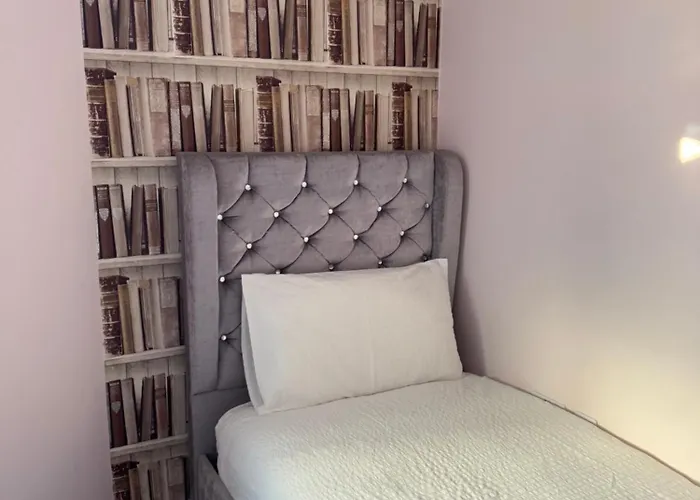 Semesterbostad Joy & House