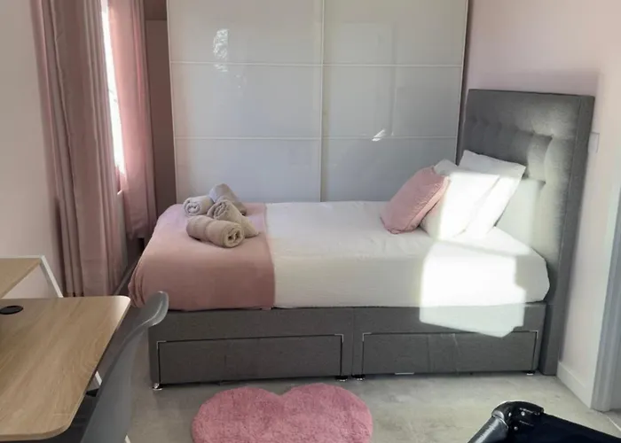 Joy & House * 布里斯托